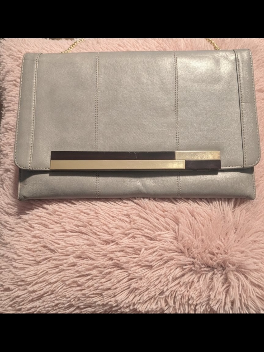 Vintage Light Gray Chain Clutch with Gold Accent